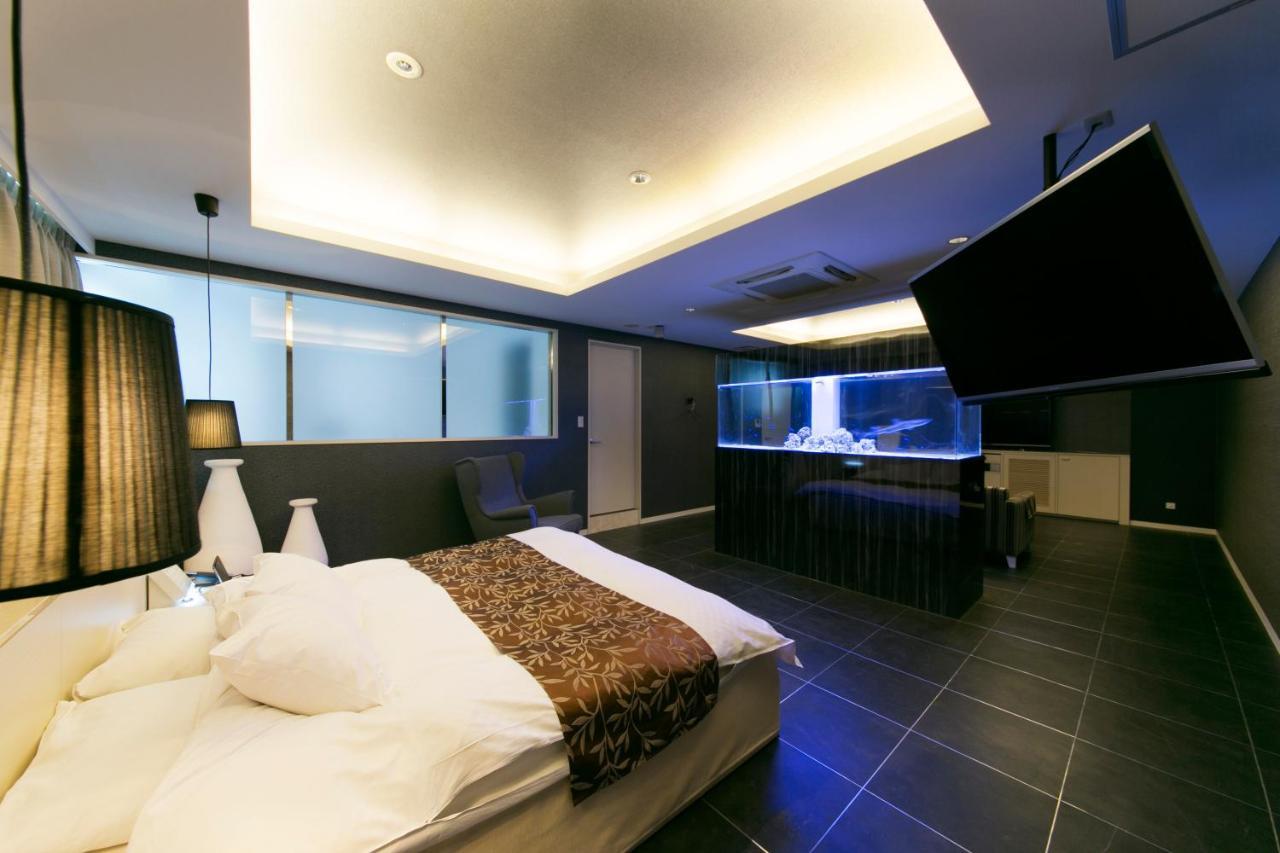 Hotel Lotus Toyonaka  Kültér fotó